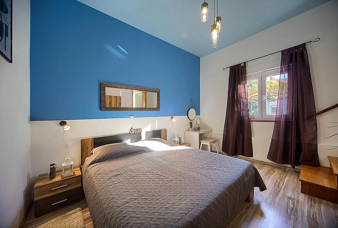 Apartment Korado Pula