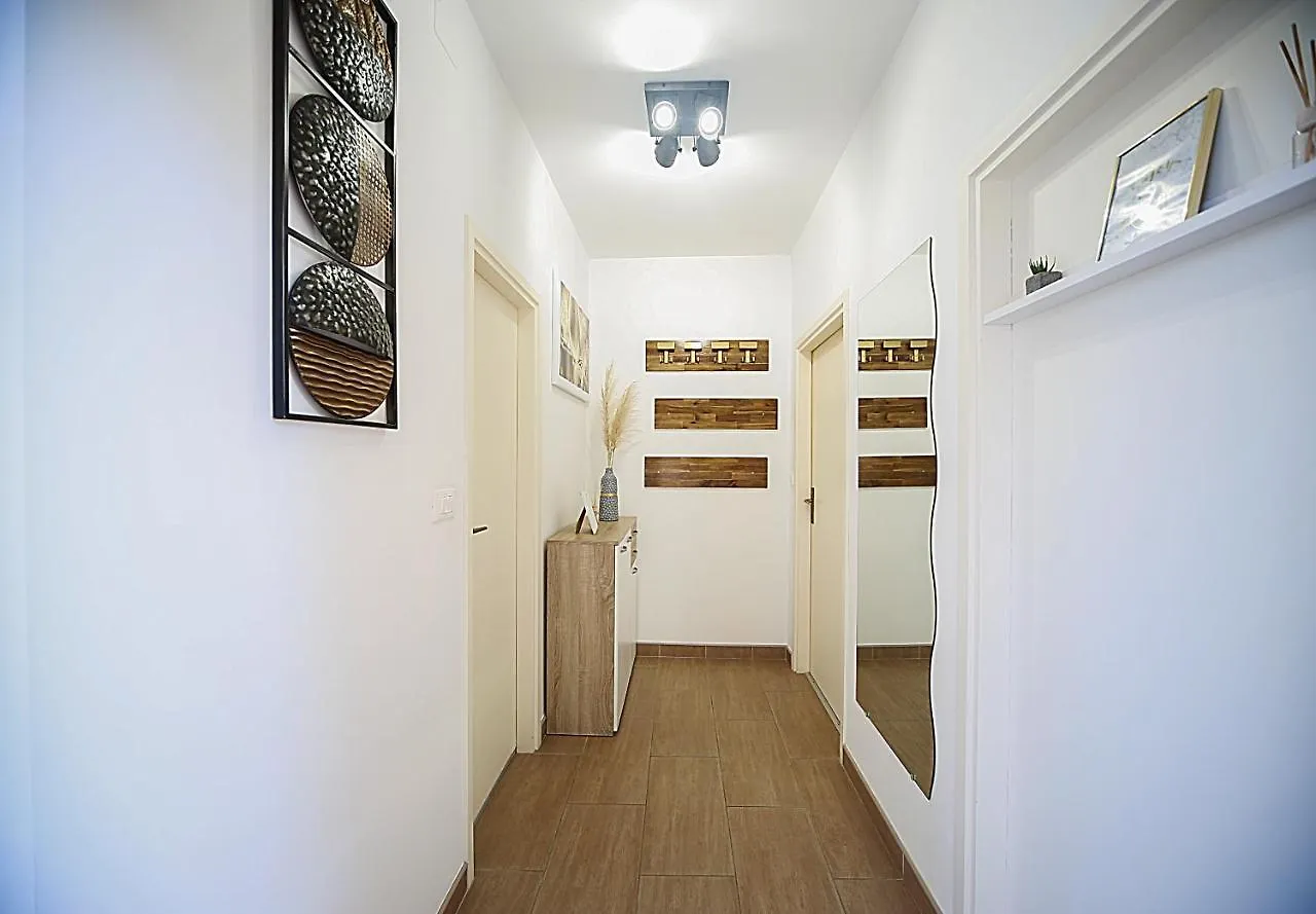 Apartment Korado Pula